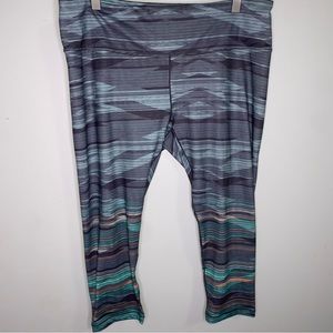 prAna Pillar gray & mint green striped printed capri crop leggings size XL
